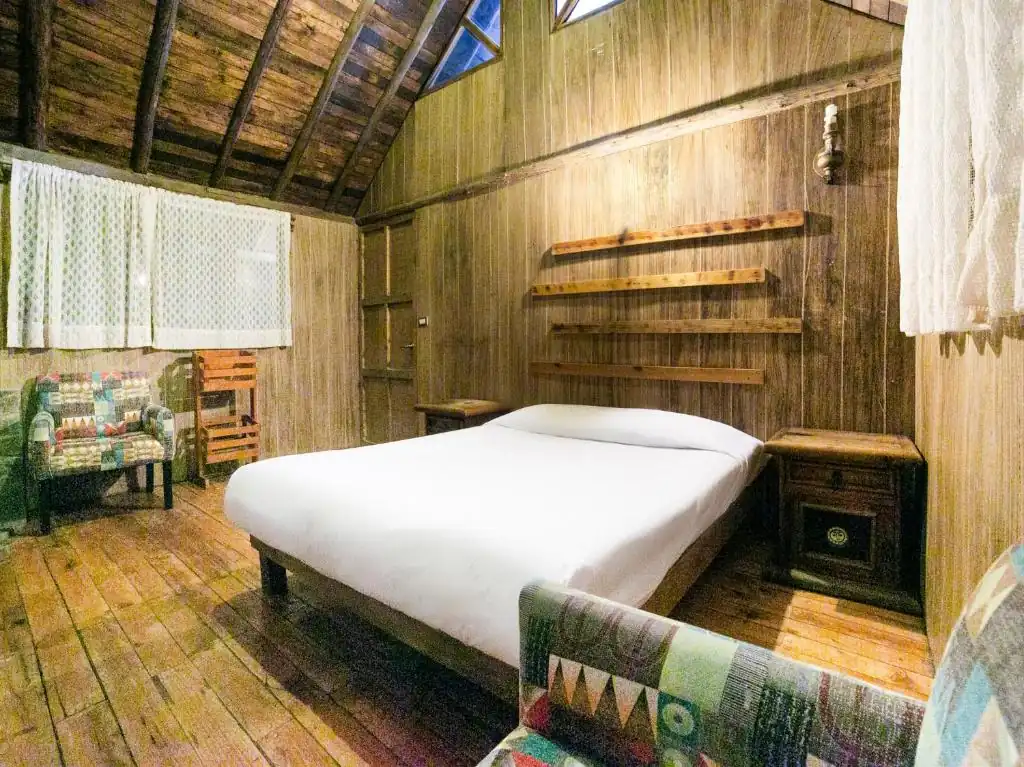 Room interior at La Cabaña Del Tata 3