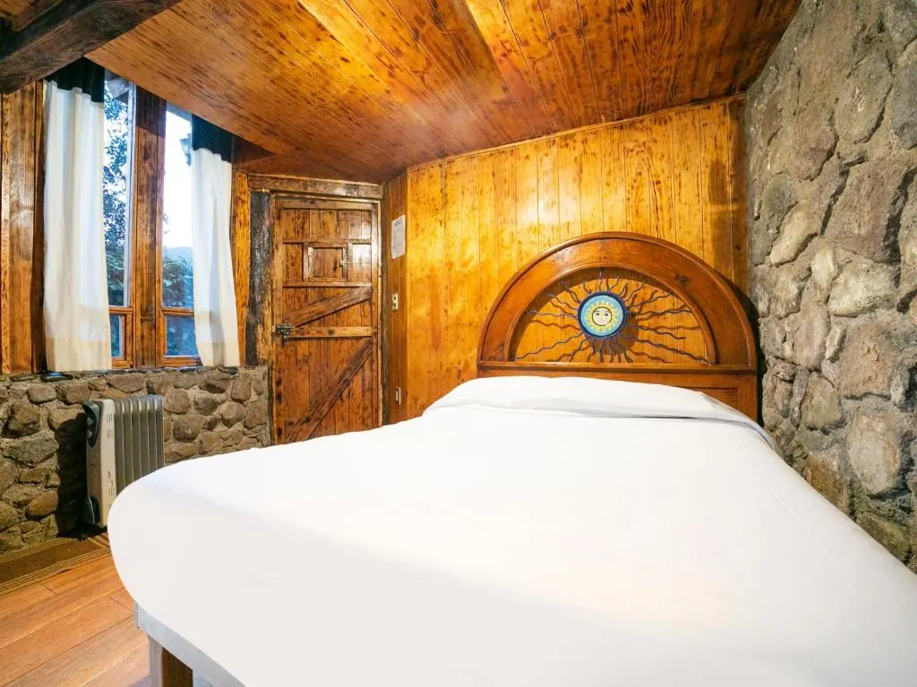 Room interior at La Cabaña Del Tata 2
